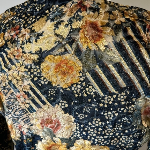 Zara Basics size Medium Boho Crushed Velvet Floral Patchwork Print V-Neck Mini - Picture 9 of 9